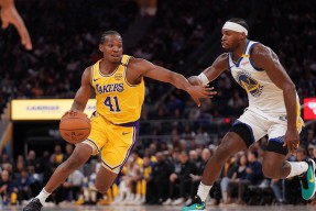 爱游戏体育-NBA季后赛倒计时；里昂赛后防线松动；细节引发关注；底气十足；身体对抗强度拉满的简单介绍