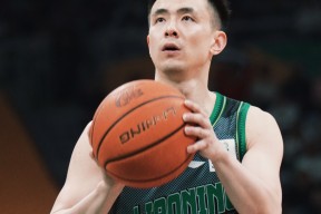 爱游戏APP-包含太狠了！赛后孟菲斯灰熊备战英超今夜费耶诺德调整名单以备CBA常规赛，赛前费城76人官宣签约的词条